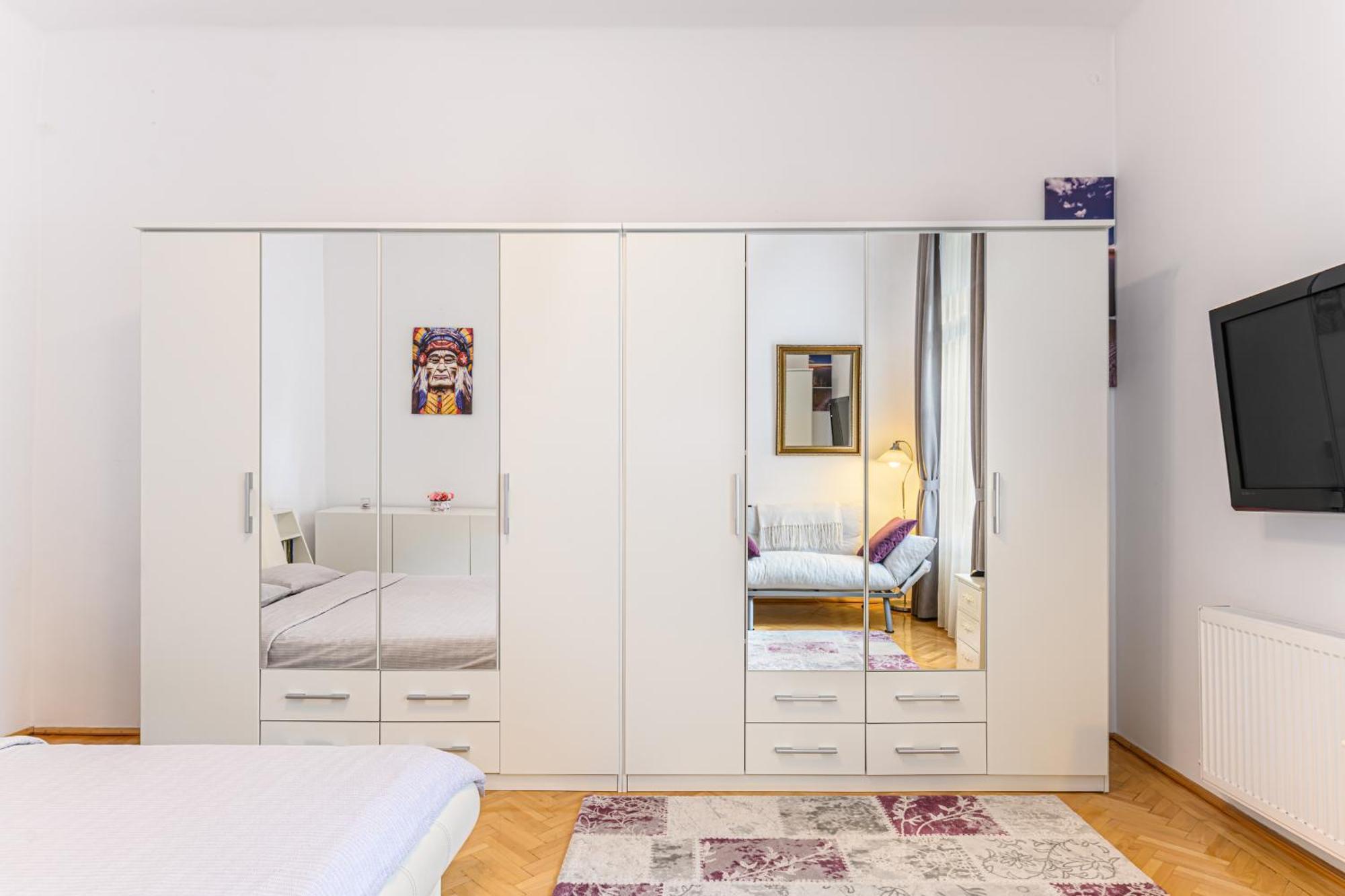 Brasov Centrul Vechi - 67Sqm - 2Min To Counsel Square Appartement Buitenkant foto